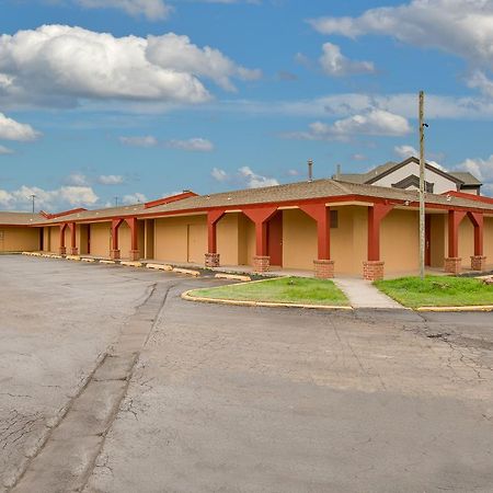 Travelers Inn Midwest City Eksteriør bilde