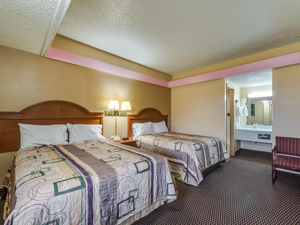 Travelers Inn Midwest City Eksteriør bilde