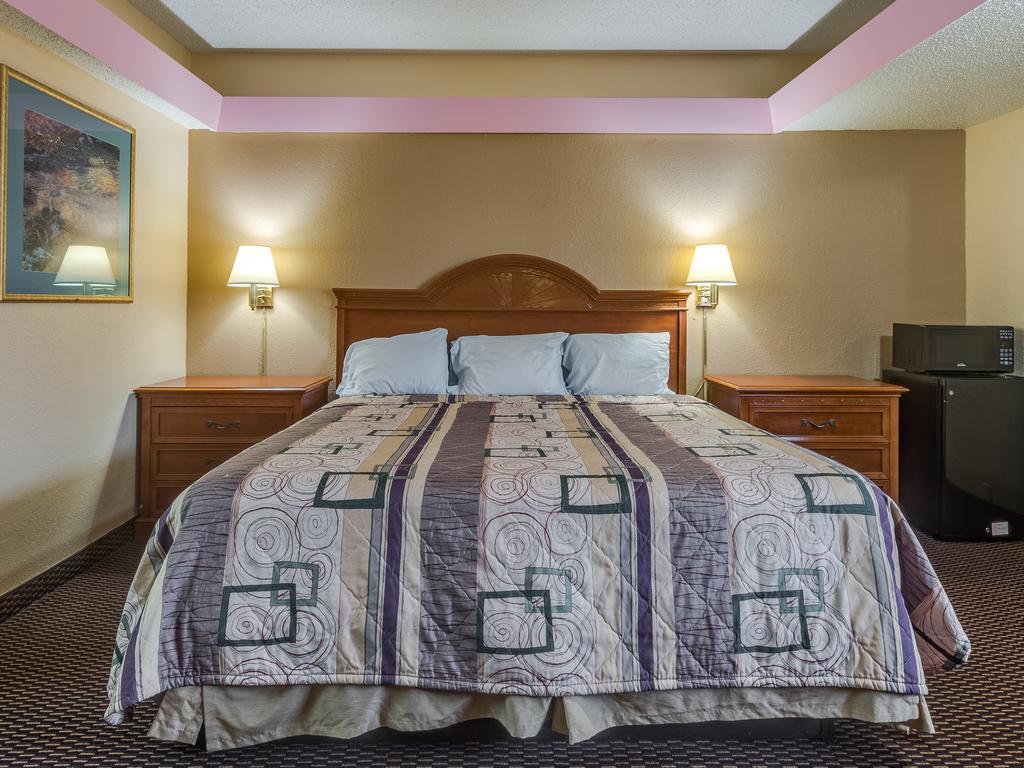 Travelers Inn Midwest City Eksteriør bilde