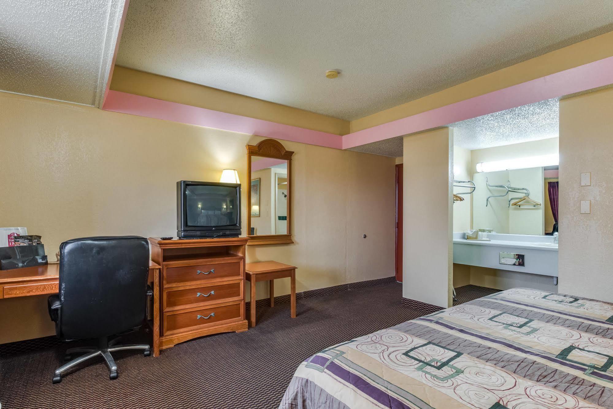 Travelers Inn Midwest City Eksteriør bilde