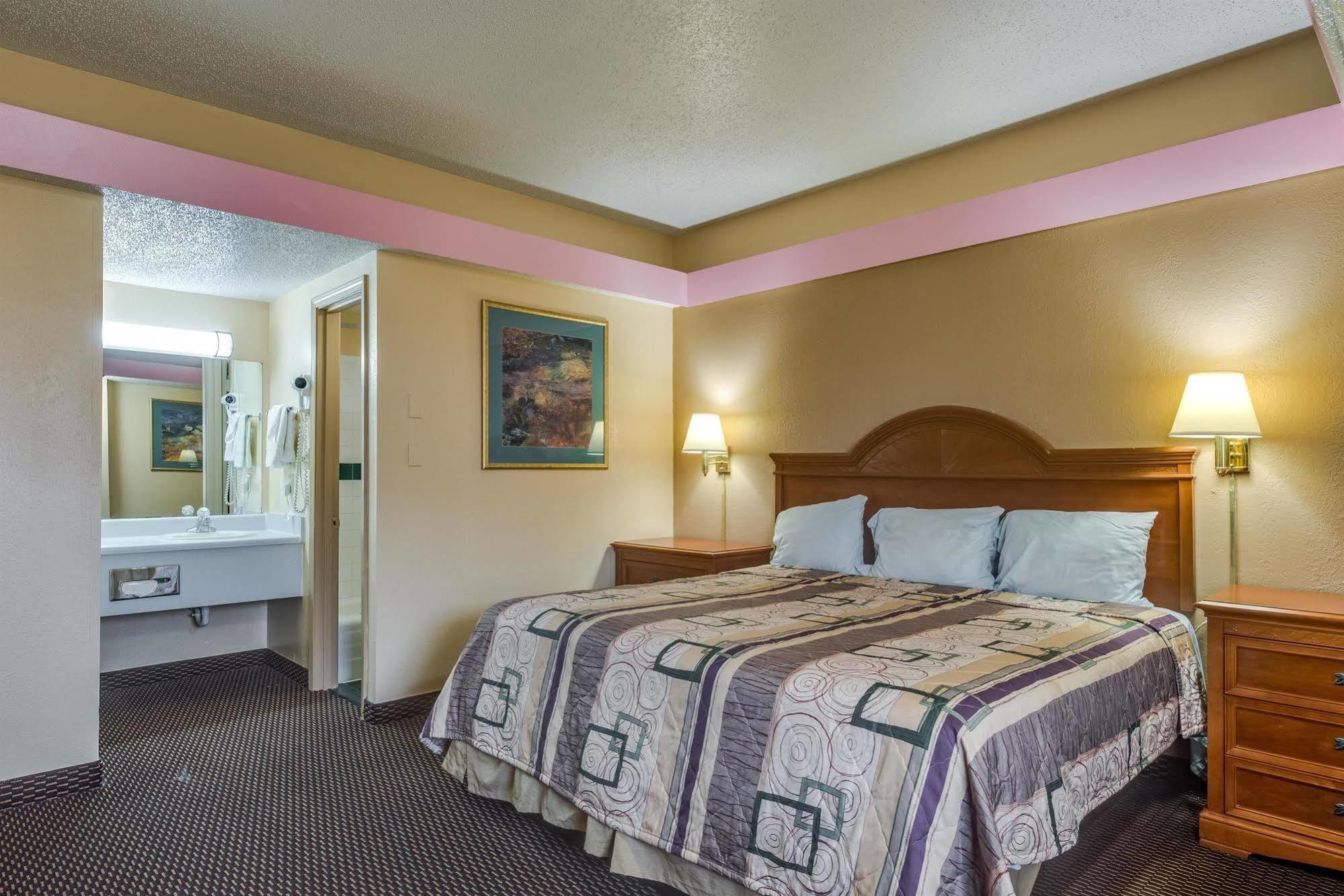 Travelers Inn Midwest City Eksteriør bilde